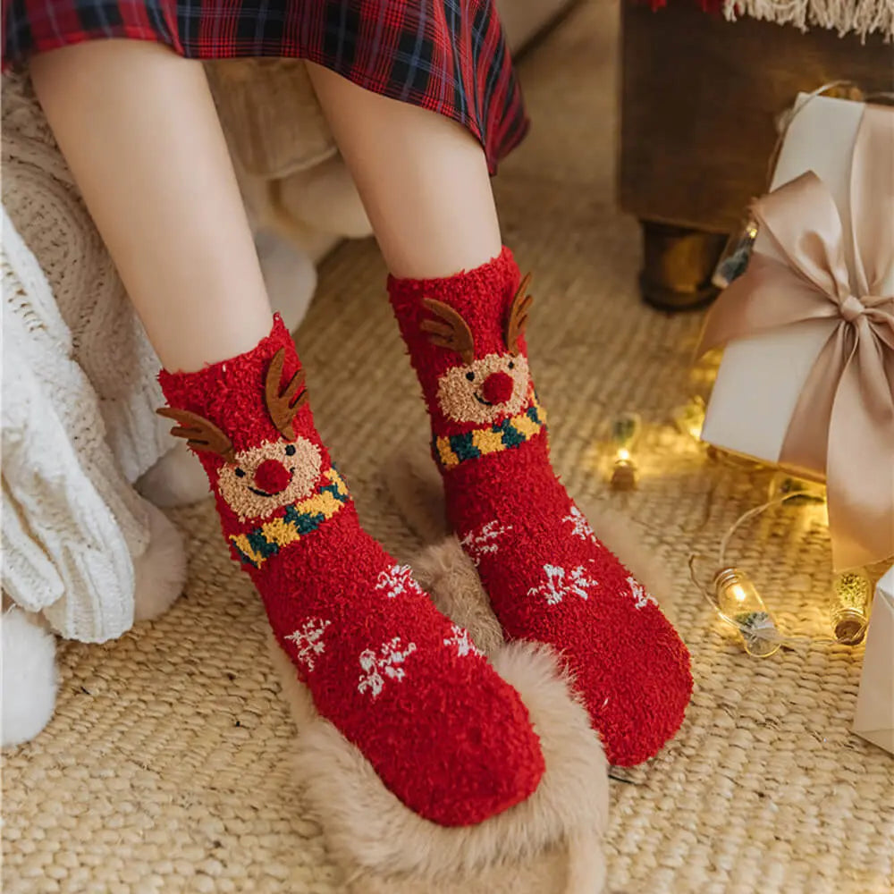 AUSIDAPET Santa Claus Knitted Scarf & Socks Set – Festive Matching Outfit for Pets & Owners