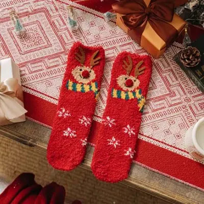 AUSIDAPET Santa Claus Knitted Scarf & Socks Set – Festive Matching Outfit for Pets & Owners